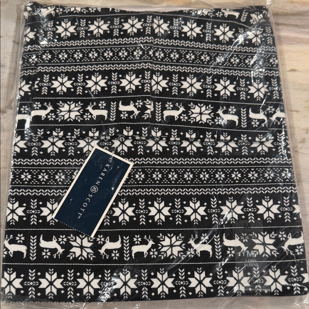 Festive Reindeer and Snowflake Women’s Turtleneck Long Sleeve Top